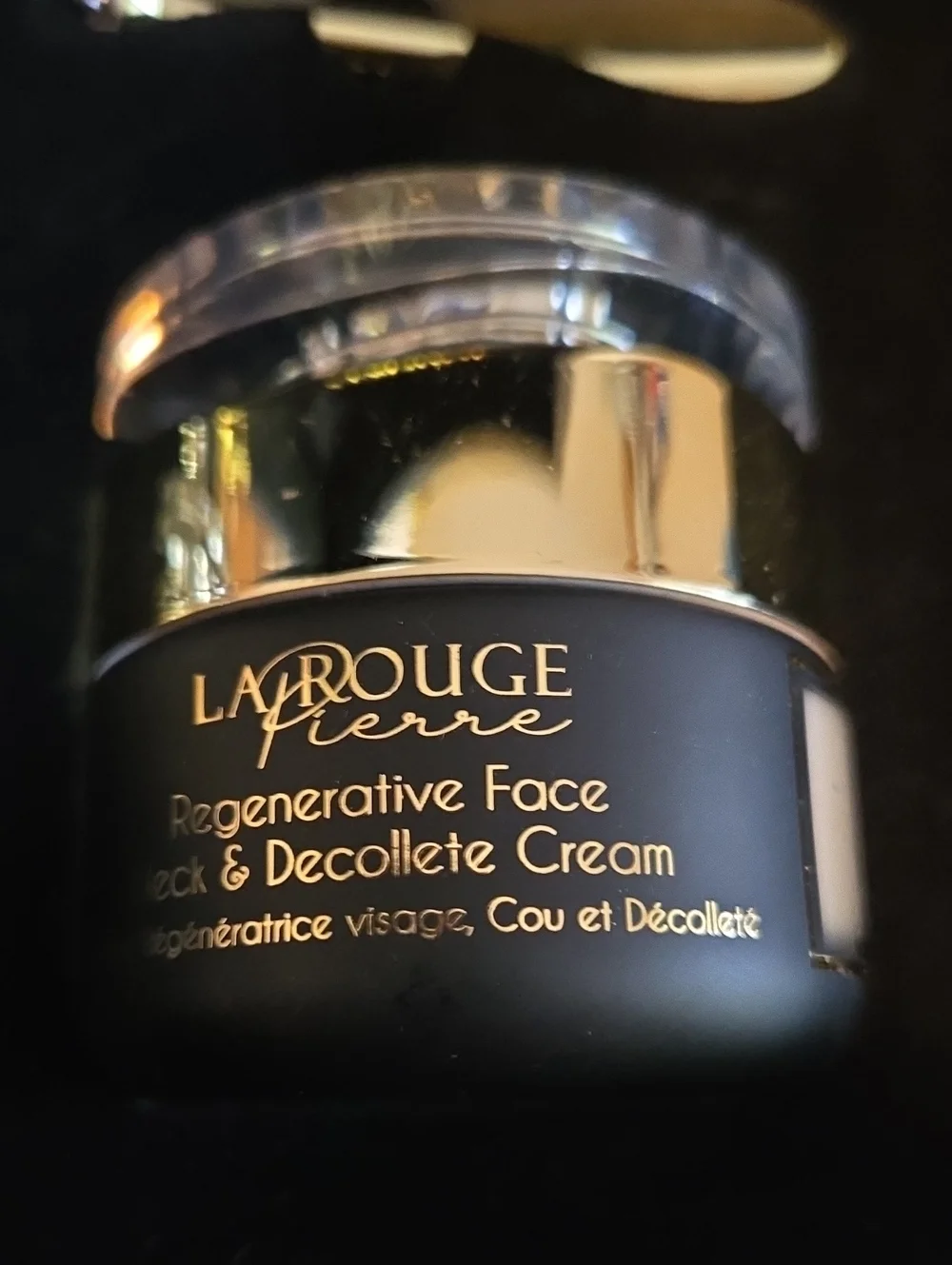 La Rouge Pierre Regenerative Face Neck & Decollete Mask - Black & Gold